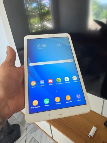 Galaxy tab A 2016 tela 10.5 chip 4G 16GB+ cartão 128GB