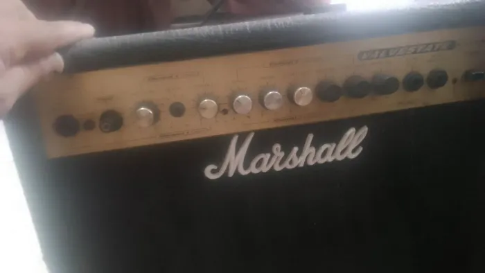 Caixa para guitarra