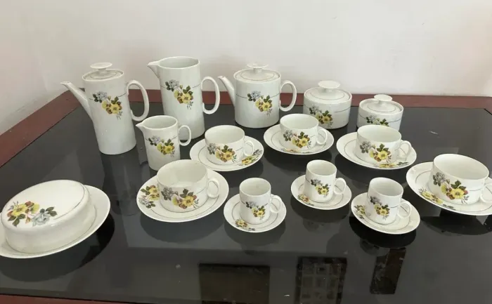 Conjunto porcelana floral