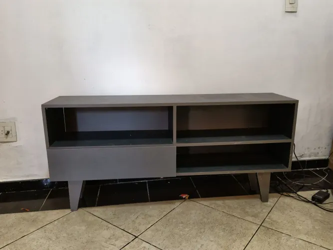 Rack cinza