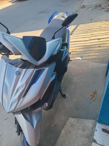VENDE-SE BIZ 125 CILINDRADA