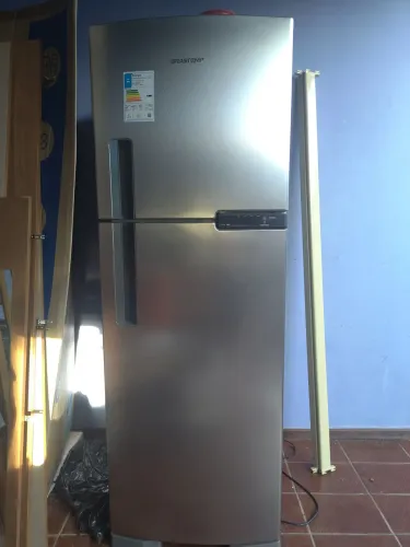 Geladeira Brastemp Frost Free 375L - muito conservada - 100% funcionando