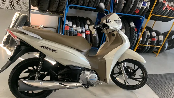 Vendo biz125 a mais top