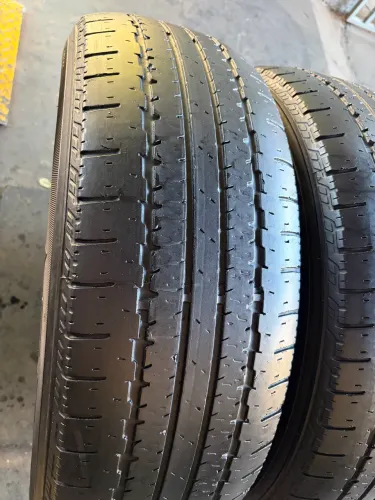 Pneus 235 70 aro 16 cada 