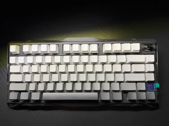 Teclado GravaStar Mercury K1