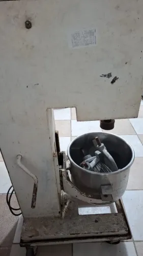 BATEDEIRA INDUSTRIAL 18LT