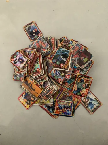 Figurinhas de bafo naruto , 242 fig