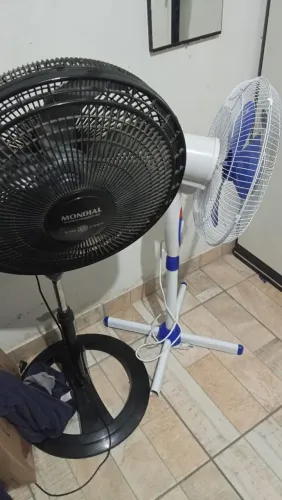 Ventilador de pé