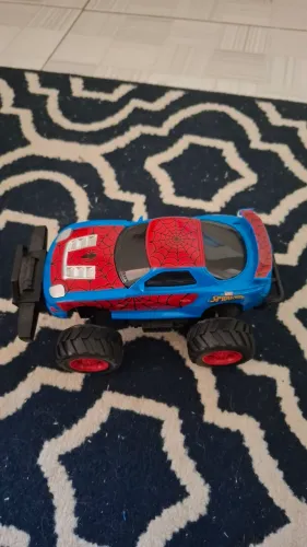 Carrinho de brinquedo