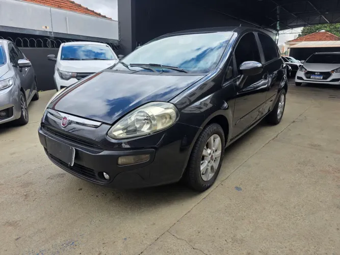 Fiat Punto Attractive 1.4 Fire Flex 8V 5P 2014