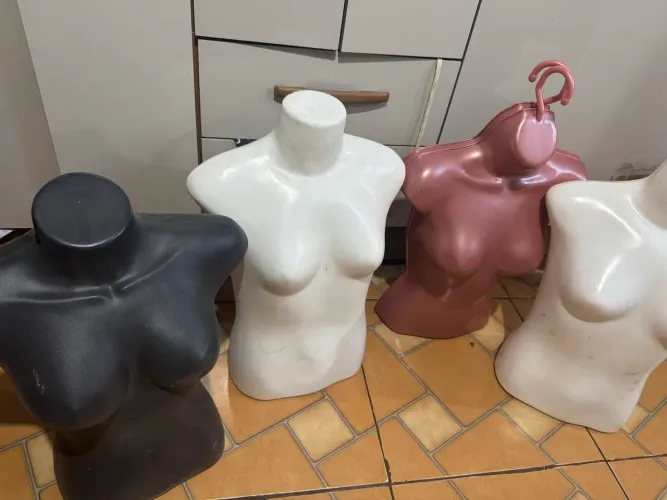 Manequins