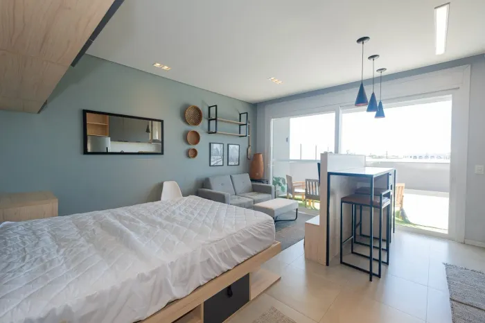 Loft mobiliado disponível para venda no Centro de Pelotas RS, com ótima localização, prati