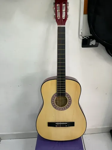 Violão tajima 
