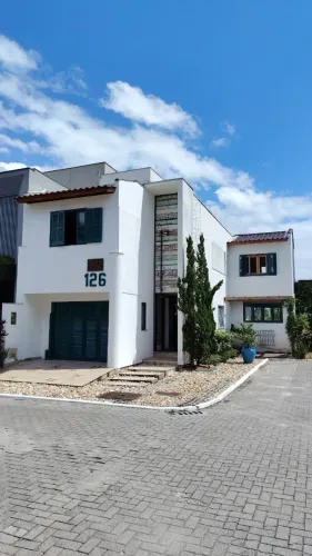 Casa com 3 dormitórios | Suíte | Espaço Gourmet + Terreno de Esquina