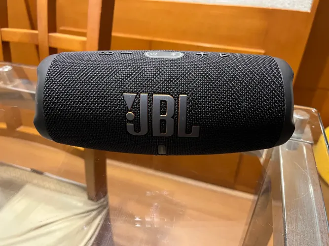 JBL Charge 5