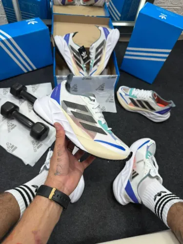 ADIZERO BOSTON 11 PREMIUM 