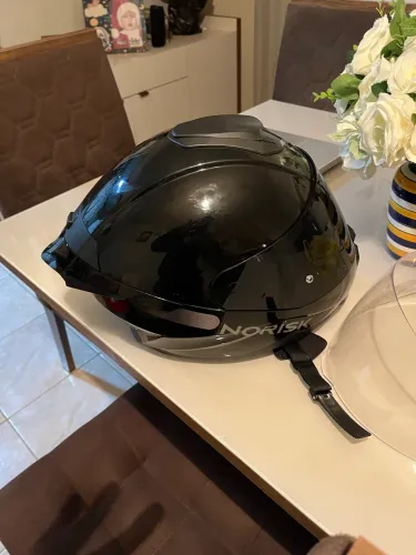 Capacete norisk novo