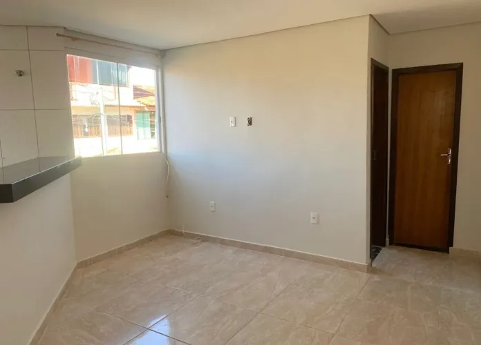 Aluga-se Apartamento 2 quartos. Taguatinga Sul, ótima localização!
