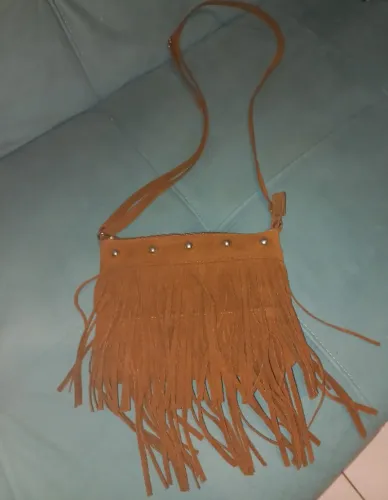Bolsa Hippie Usada 1x camurça na cor caramelo com Aplicações e Franjas