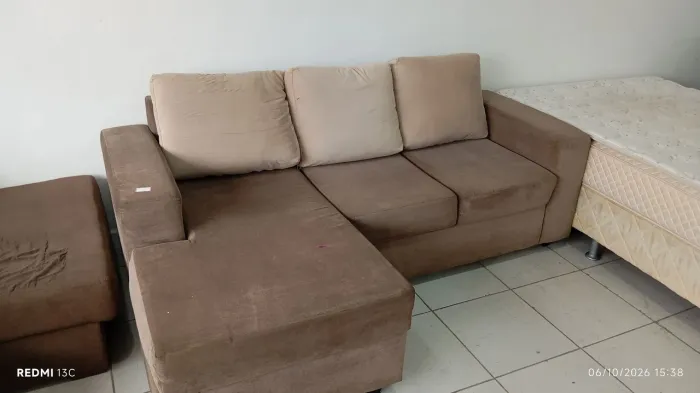 Vendo sofá com chaise 2 lugares