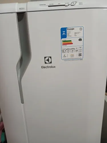Vendo geladeira nova