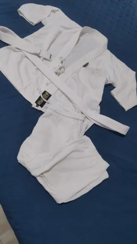 Kimono karatê infantil (6-7 anos)