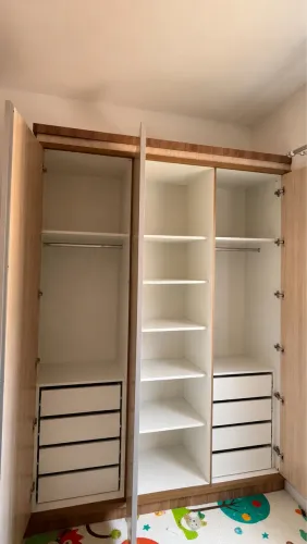 Vende-se Guarda Roupa Planejado 100%MDF