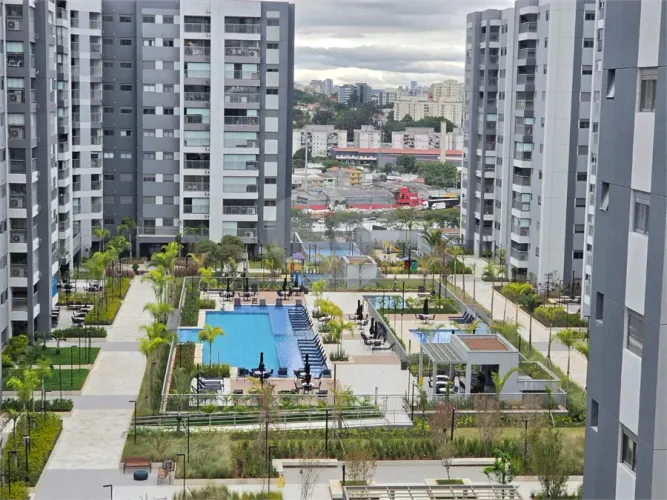 Apartamento com 3 quartos à venda em City américa - SP
