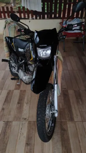 Só interessado chama