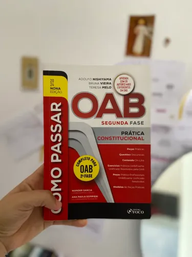 Vendo - LIVRO PARA OAB 2 fase. 