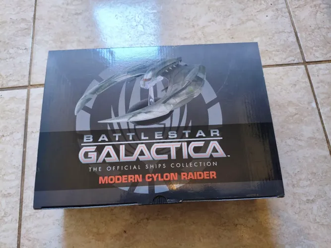 Modern Cylon Raider Battlestar Galactica Eaglemoss 