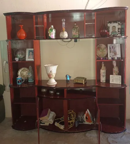 Estante ótima pra usar na sua sala