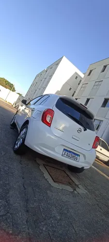 Nissan March SV 1.6 16V Flex Fuel 2015