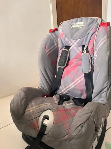 Cadeirinha de carro burigotto