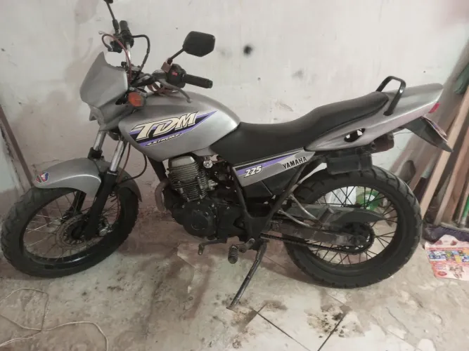 Vendo Yamaha TDM 225 único dono 