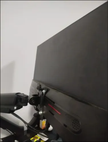 Vendo monitor gamer de 180hz 24 polegadas e braço articulado duplo para suporte versa 
