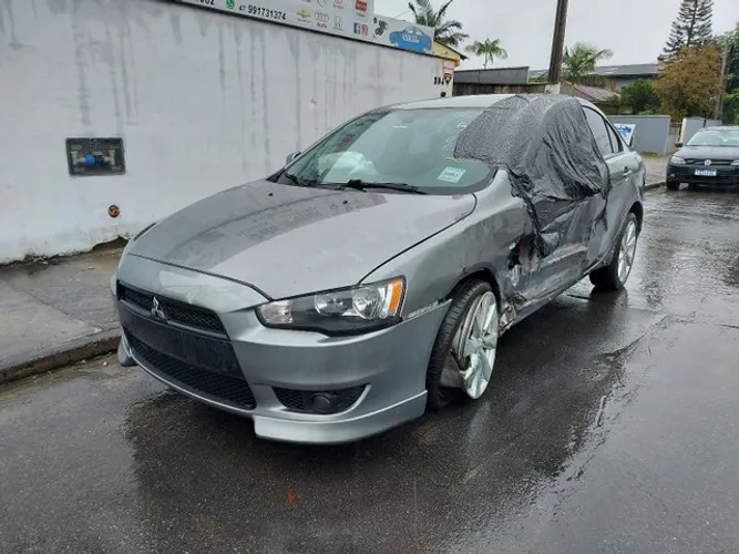 Sucata Mitsubishi Lancer 2.0 16v Automático 2013 Para Venda De Peças 