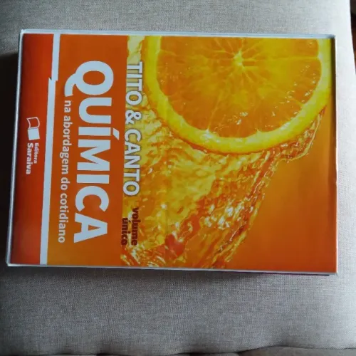 Química EM - Volume único em ótimo estado - pechincha
