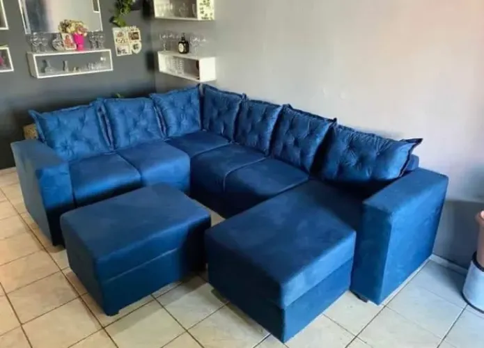 Sofá de canto com puf frete grátis pagamento no ato da entrega R$ 1.699,99 a vista