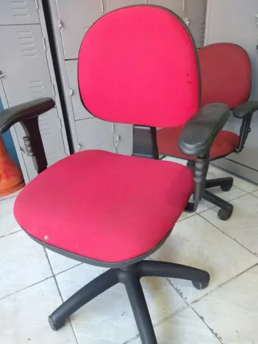 Cadeira para escritório Giratória ERGONÔMICA 