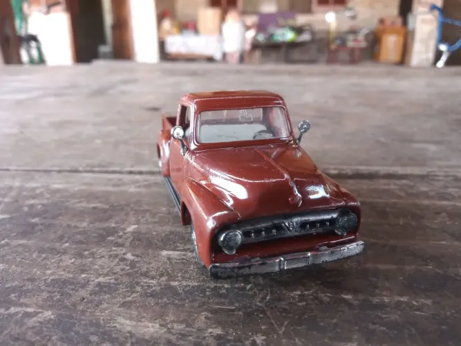 Miniatura camionete Ford 