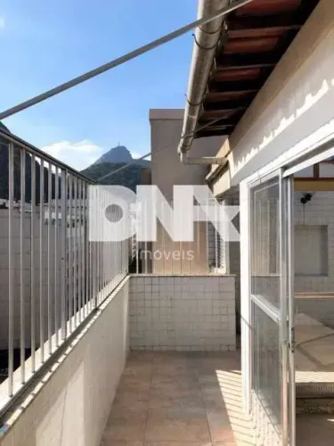 Apartamento - / Residencial / Copacabana