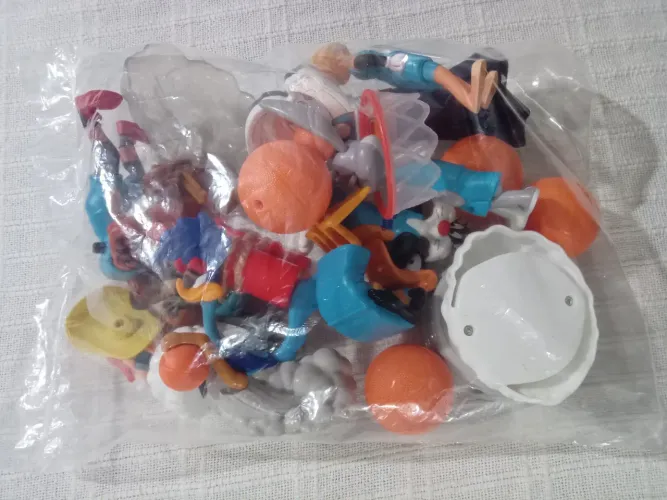 Coleção brinquedos McDonalds Space Jam Um Novo Legado - coleção completa 10 unidades