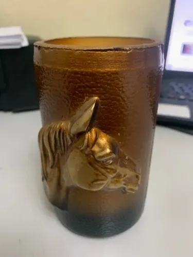 porta latas termico com tema de cowboy e da Antartica