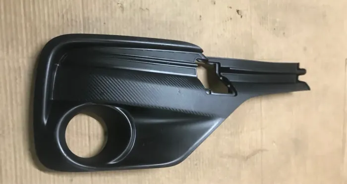 Moldura parachoque Etios 