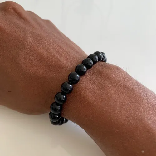 Pulseira de pedra natural preta