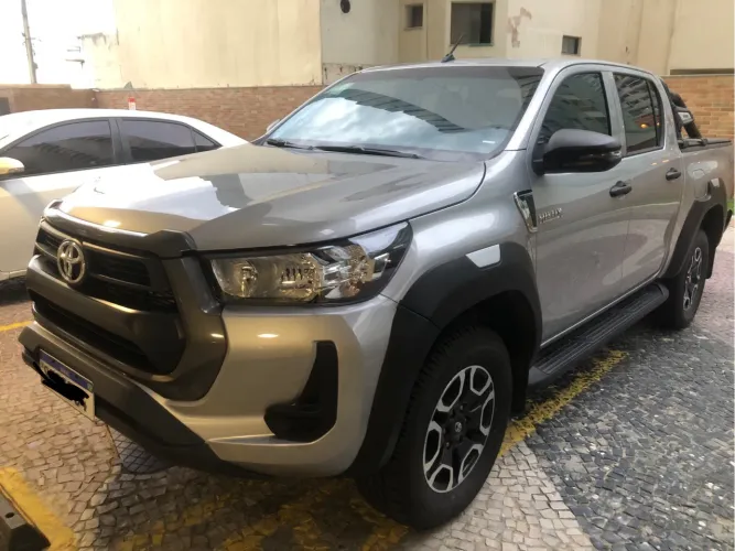 Hillux Power Pack 2024 c/1.882km Único dono!