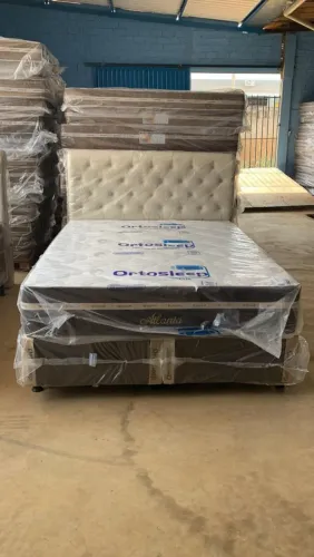 Cama casal completa com cabeceira colchão que aguenta peso