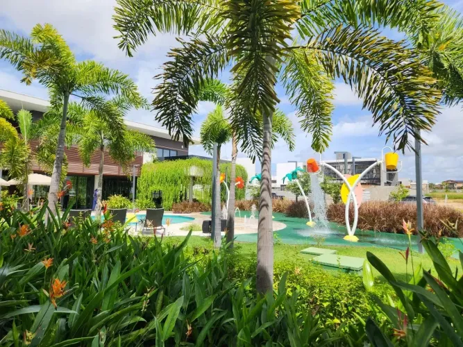 Vendo lote com 450 M2, Condomínio das Américas!