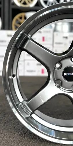 rodas aro 18 Rodera GT grafite  Furação 5X112 tala 8.5